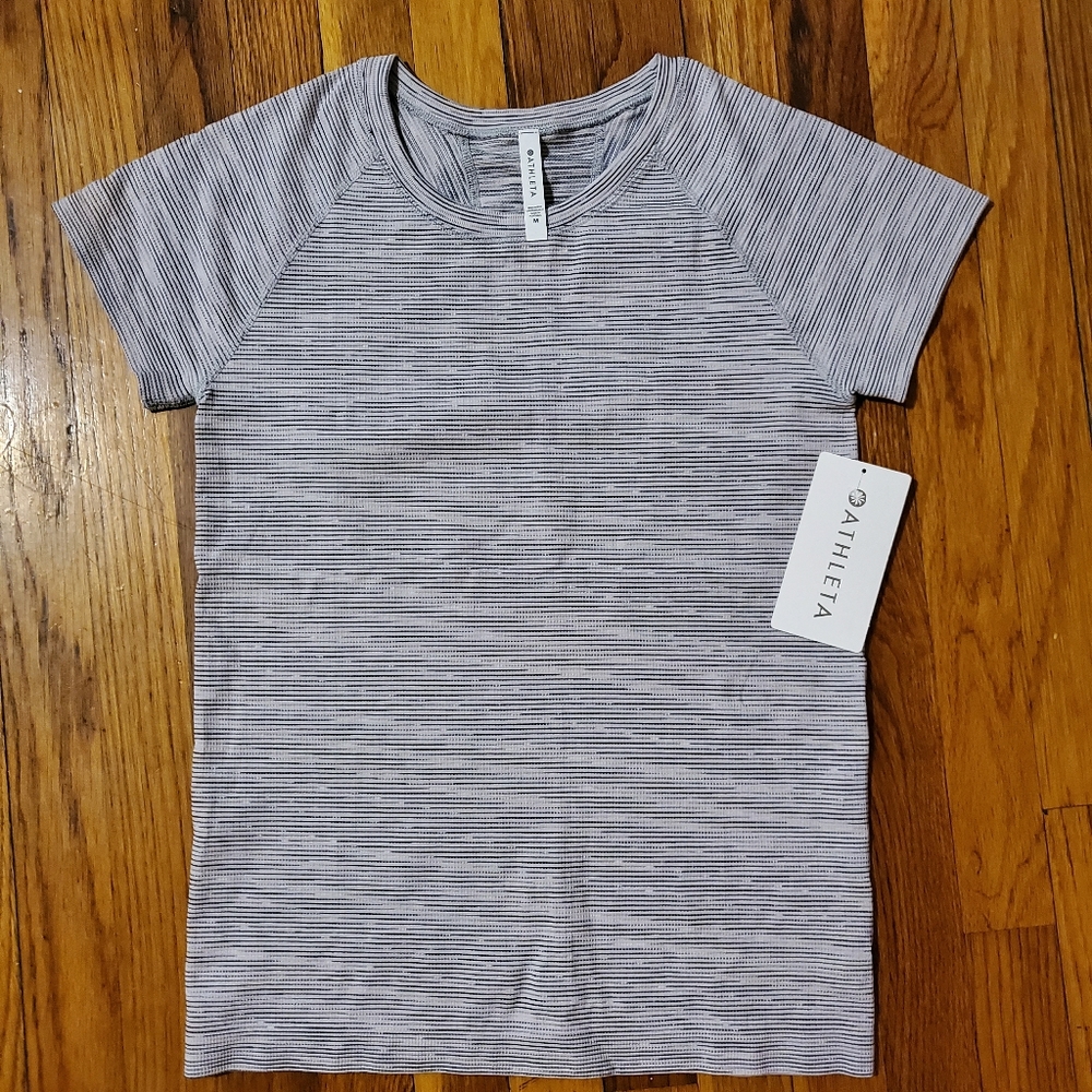 Athleta momentum space dye tee
